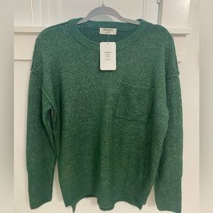 Zenana GREEN sweater size S/M NWT